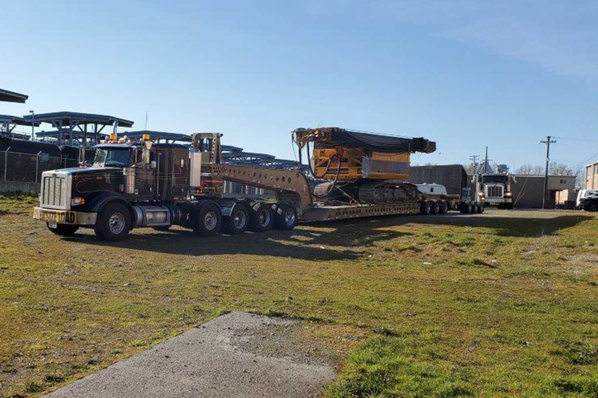 Project cargo heavy equipment shipment